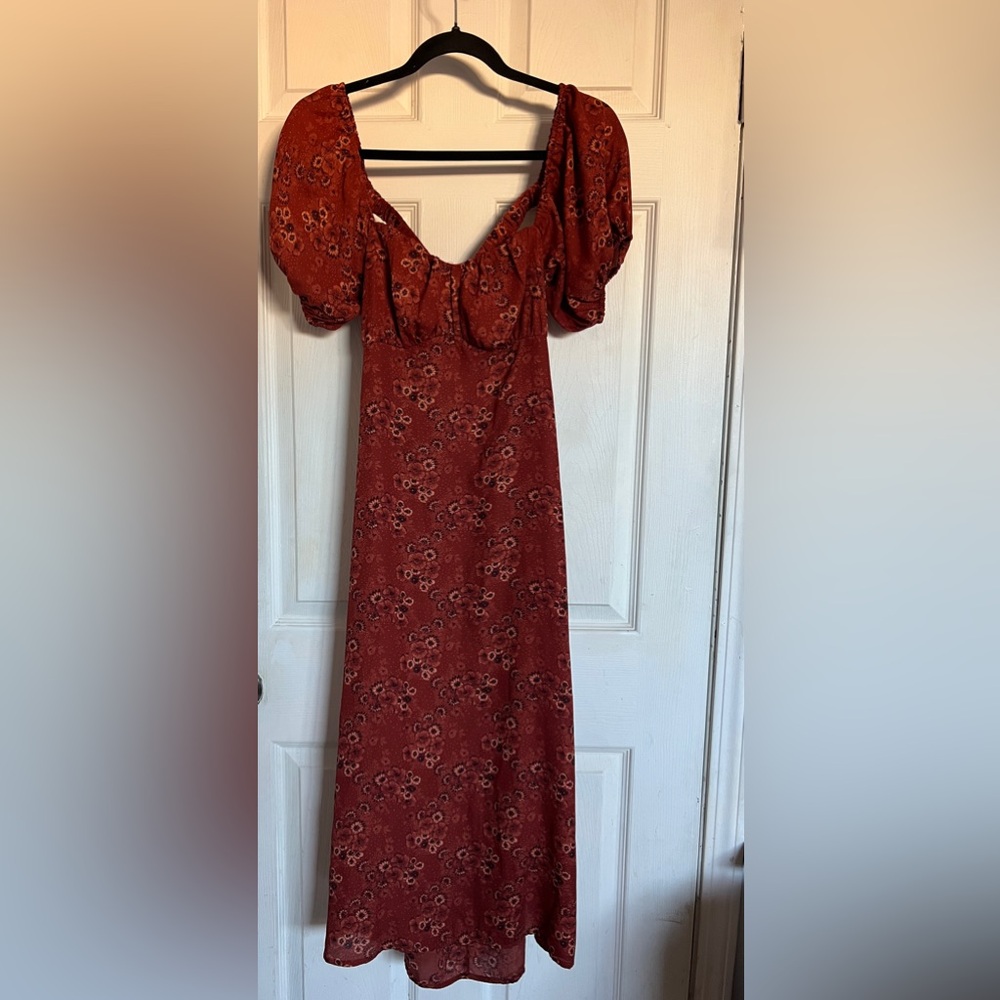 Sweetheart Puff-Sleeve Midi Dress